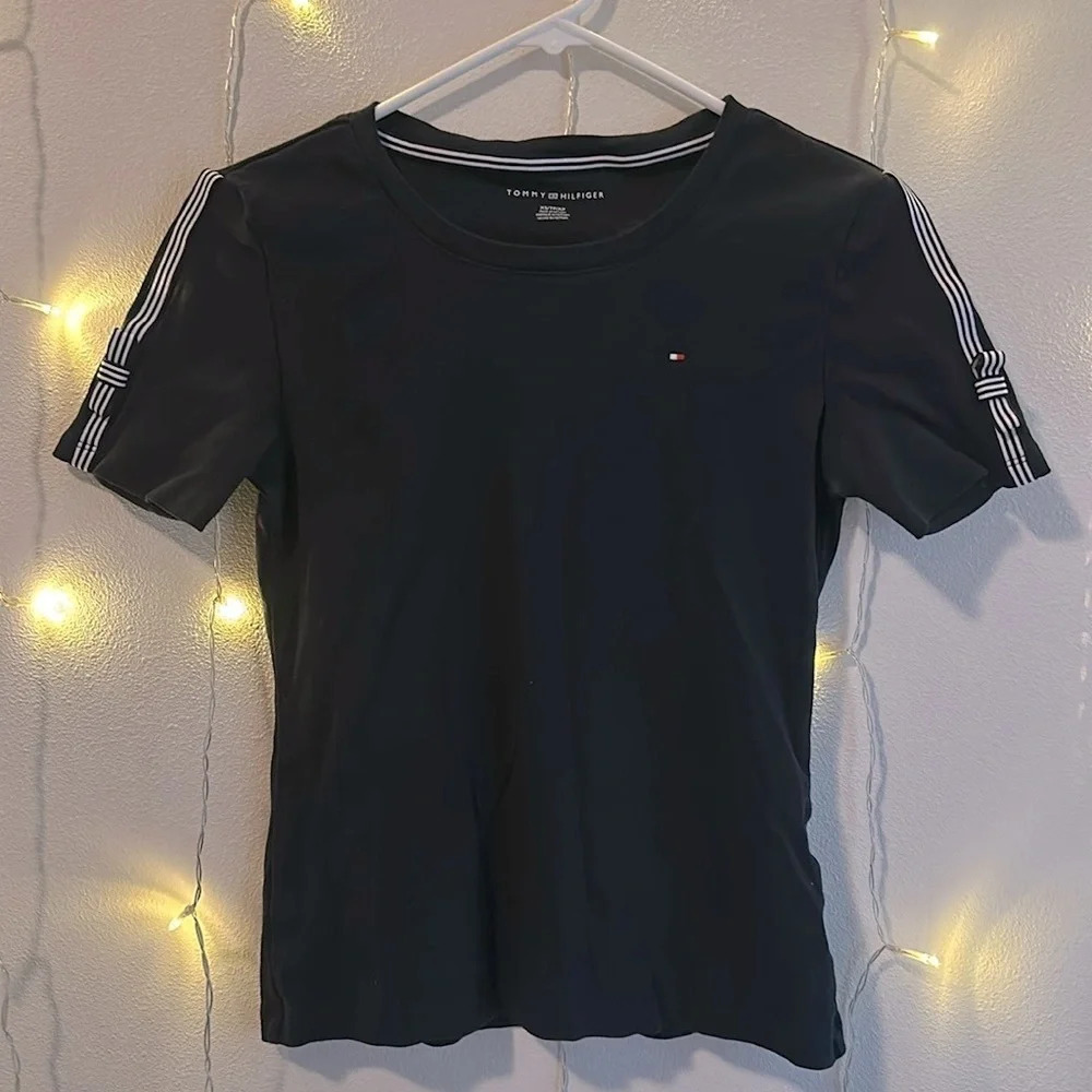 Tommy Hilfiger Bow Appliqué Slim Fit T-Shirt